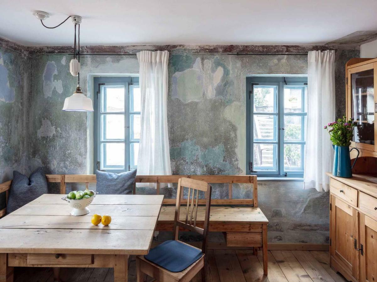 Schlosserhaus Lam Luaran gambar